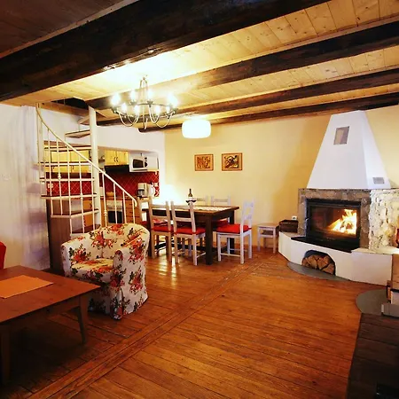 Mountain Family House Travnik